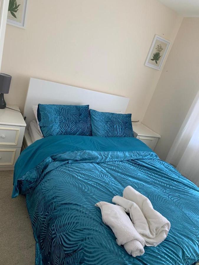 Charming 2-Bed House In London Βίλα Εξωτερικό φωτογραφία